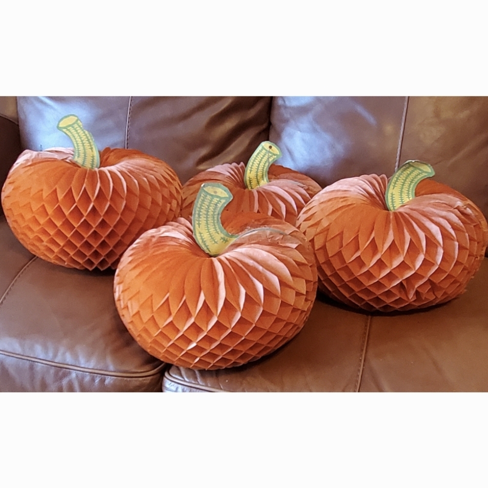 Set of 4, Vintage Orange Honeycomb Paper Die Cut Pumpkins For Halloween - 10"